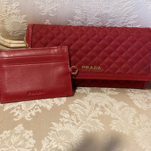 Prada Red Quilted Long Wallet with Attached ID Card Holder - Picture 1 of 16